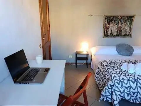 Apartment La Campanina-Nel Cuore Di Siena E Della Contrada Italy